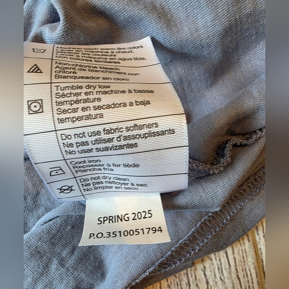 Carhartt Women's Medium Tencel Fiber Series Loose Fit Long-Sleeve Light Purple - Picture 7 of 11